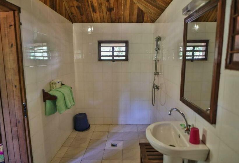 بانگلوی استاندارد, Olympe De Bemaraha