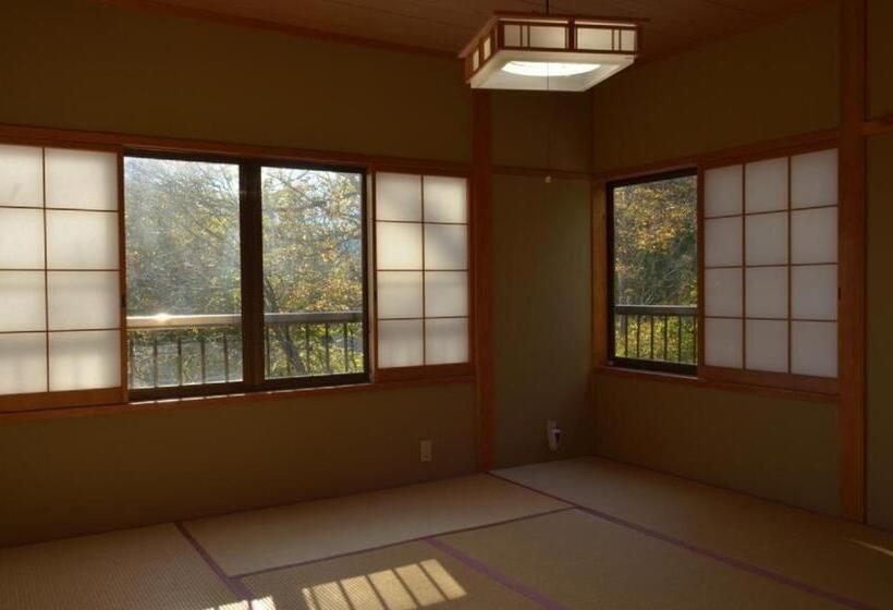 스탠다드 스튜디오, Pension In Myoko Kogen Highly