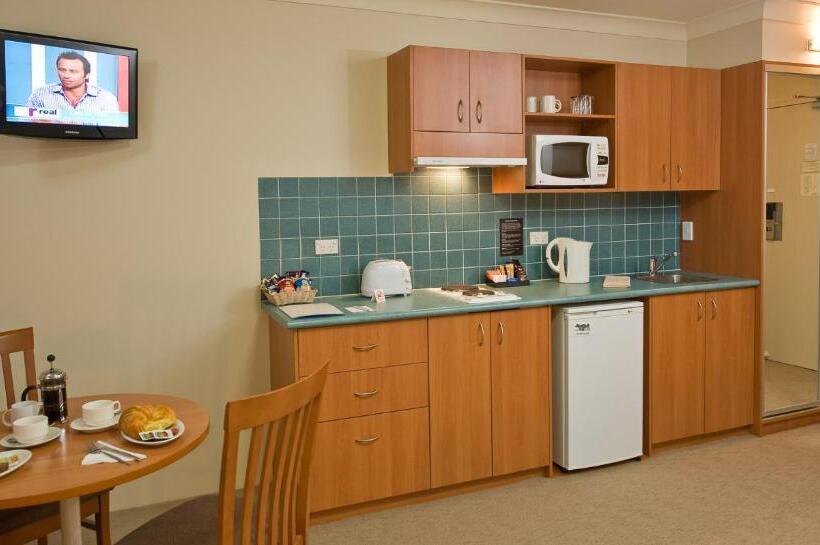 Студия Deluxe, 175 Hotel Westmead