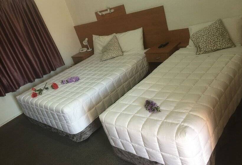 חדר סטנדרט, Bridge View Motel