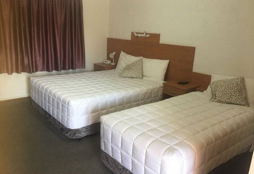 חדר סטנדרט, Bridge View Motel