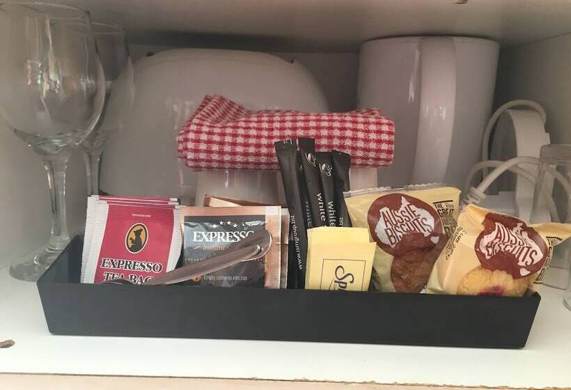 חדר סטנדרט עם מרפסת, Bridge View Motel