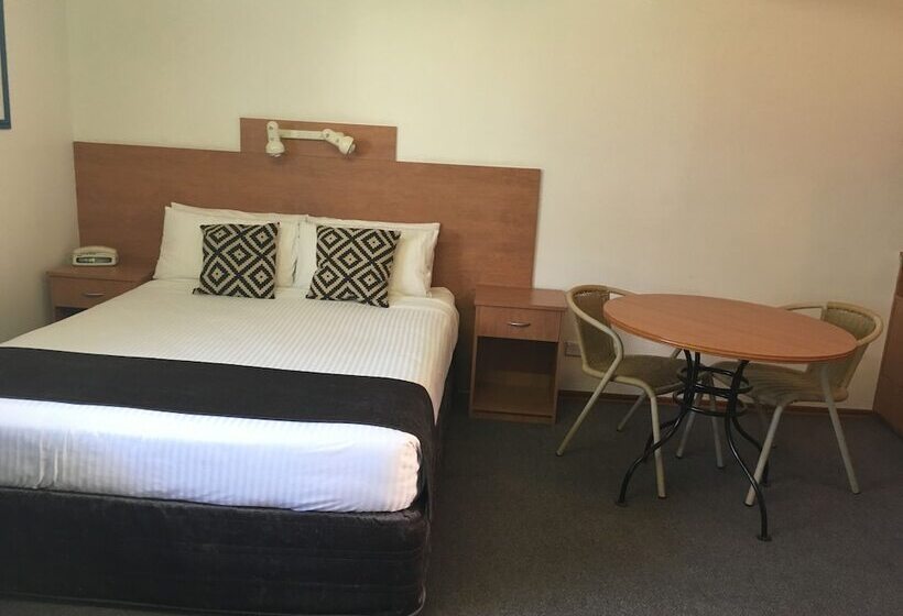 חדר סטנדרט עם מרפסת, Bridge View Motel