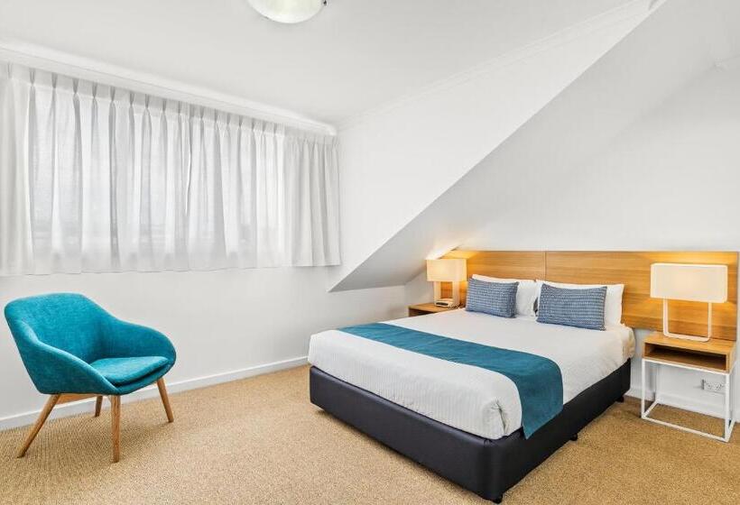 Апартаменты 2 Спальни, Aligned Corporate Residences Williamstown