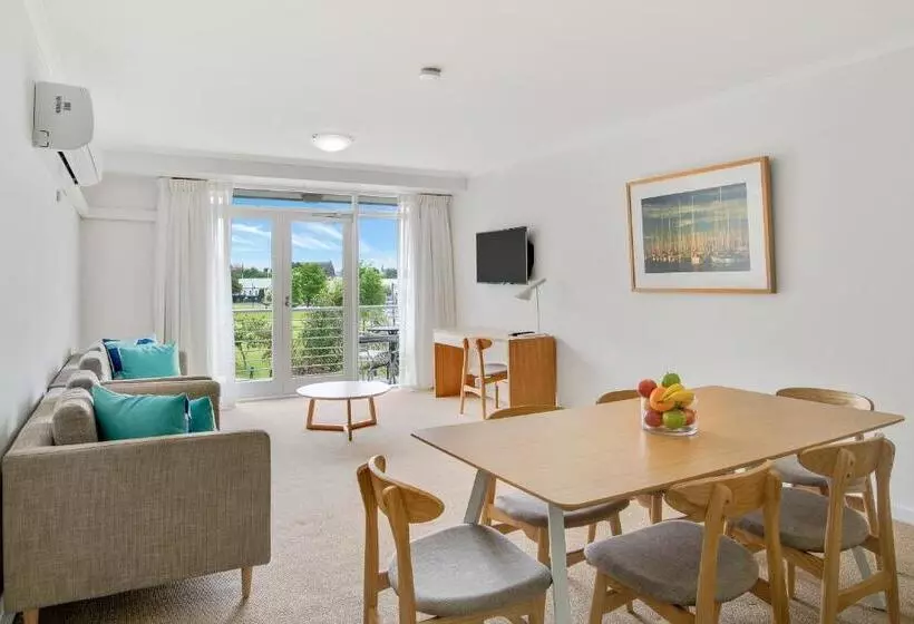 ２ベッドルームのエクゼクティブアパートメント, Aligned Corporate Residences Williamstown