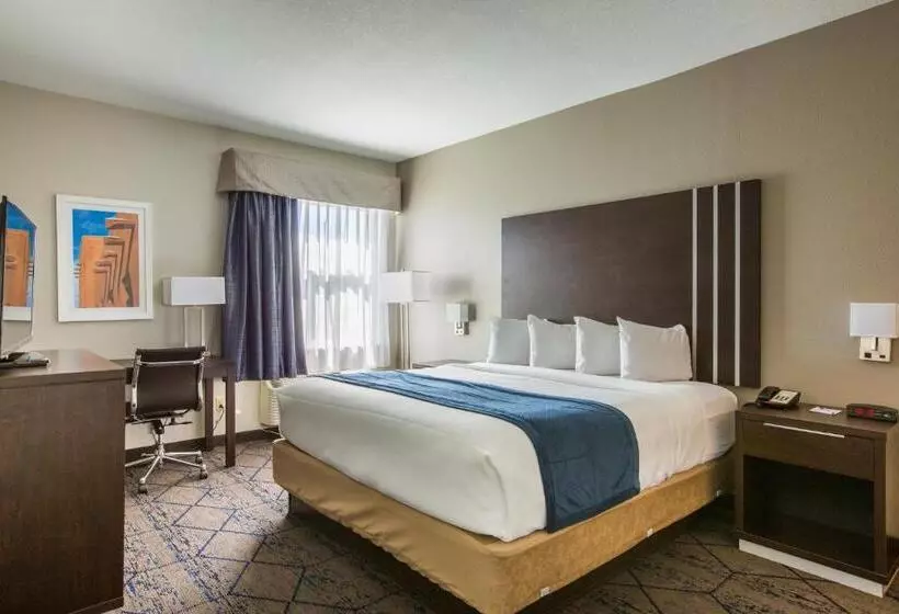 キングサイズベッドのデラックススイート, Baymont By Wyndham Albuquerque Airport