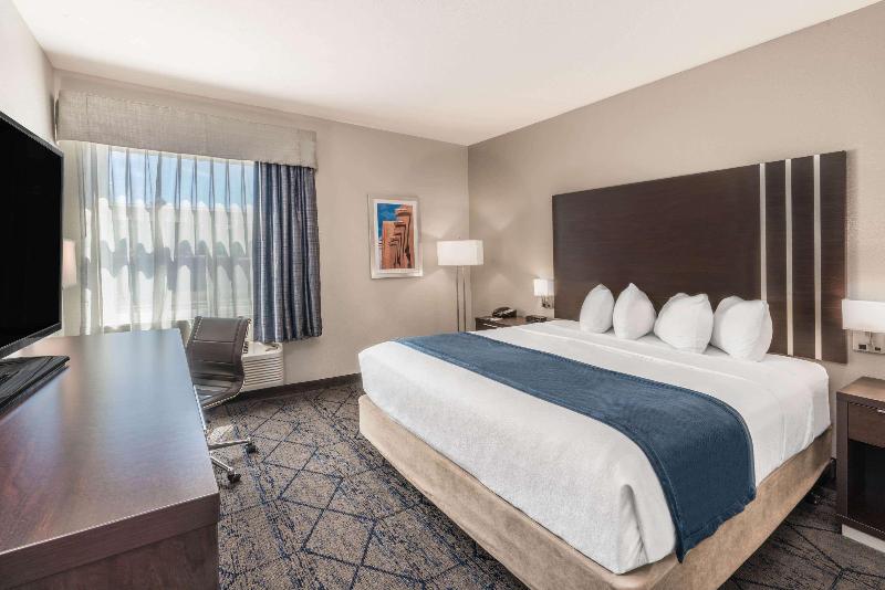 غرفة قياسية سرير كينج, Baymont By Wyndham Albuquerque Airport
