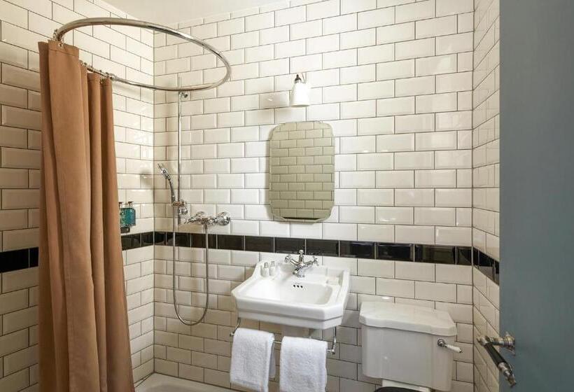 جناح غرفتين نوم, De Londres