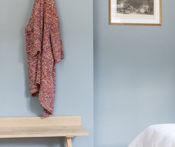 غرفة ديلوكس, De Londres