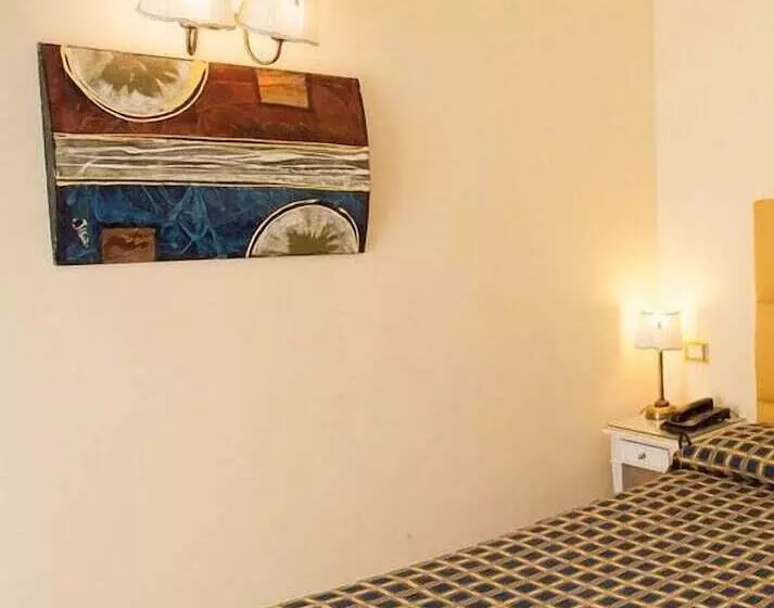 Classic Room with Views, La Vue D'or