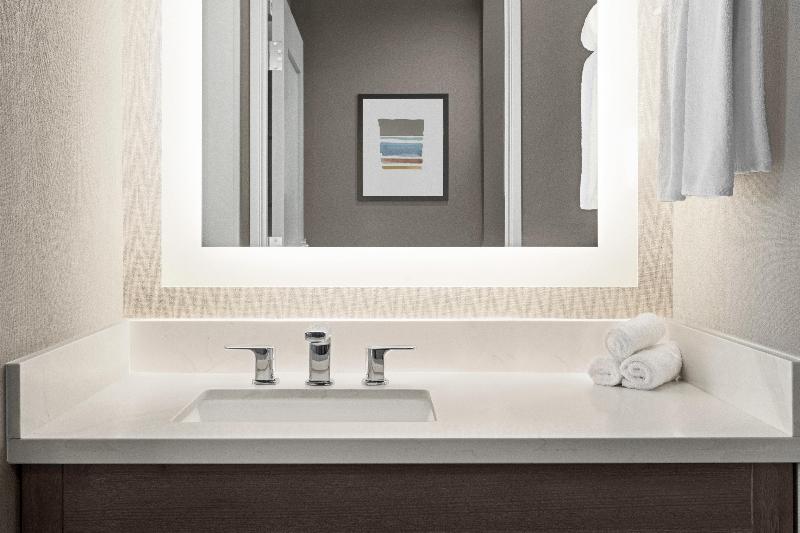 جناح, Staybridge Suites Colorado Springs North, An Ihg