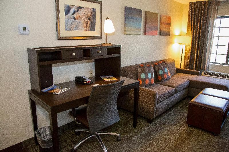 キングサイズベッドのスイートルーム, Staybridge Suites Colorado Springs North, An Ihg