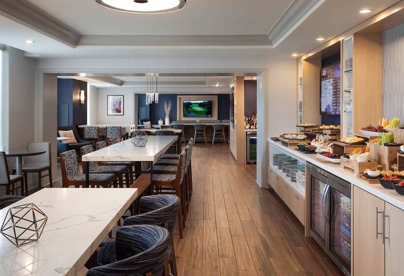 غرفه قياسيه سريرين مزدوجين, Tampa Marriott Water Street