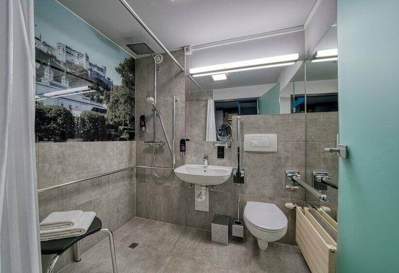 سوییت جونیور, Fourside Hotel Salzburg, Trademark Collection By Wyndham