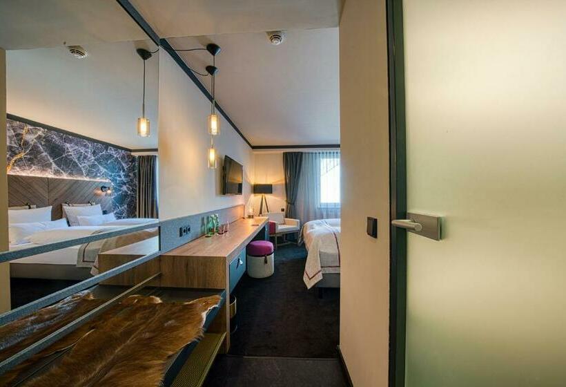 اتاق اجرایی, Fourside Hotel Salzburg, Trademark Collection By Wyndham