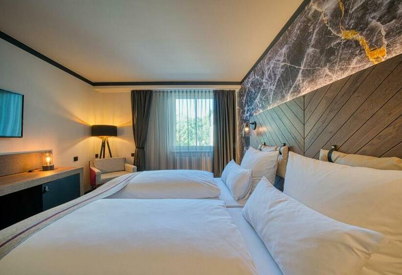 اتاق اجرایی, Fourside Hotel Salzburg, Trademark Collection By Wyndham