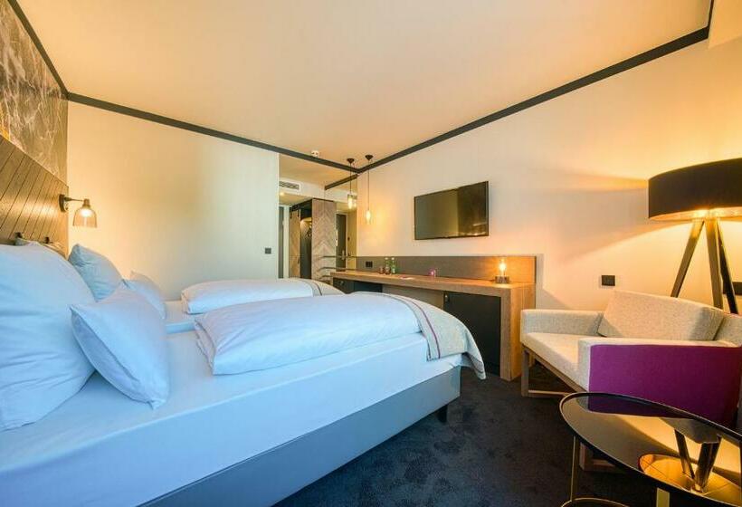 اتاق اجرایی, Fourside Hotel Salzburg, Trademark Collection By Wyndham