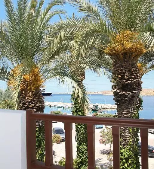 اتاق استاندارد با چشم‌انداز دریا, Asterias