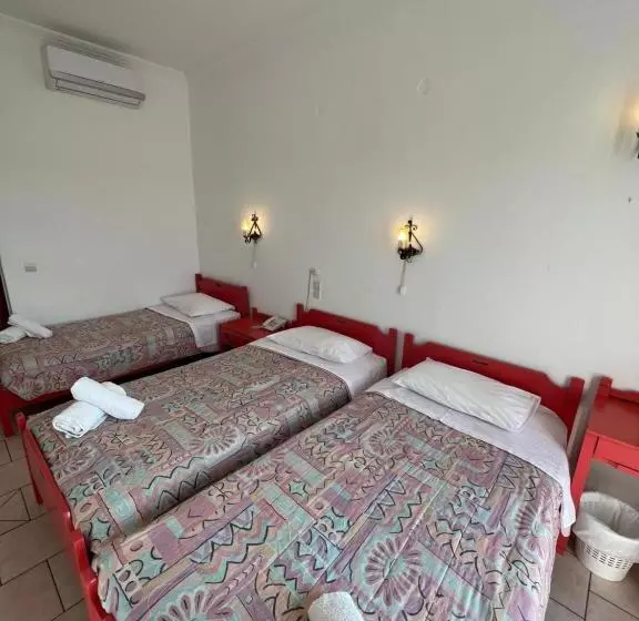 Triple Room Sea View, Asterias