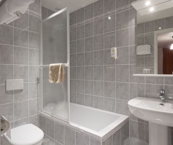 标准三人间, Best Western Plus Au Grand Saint Jean