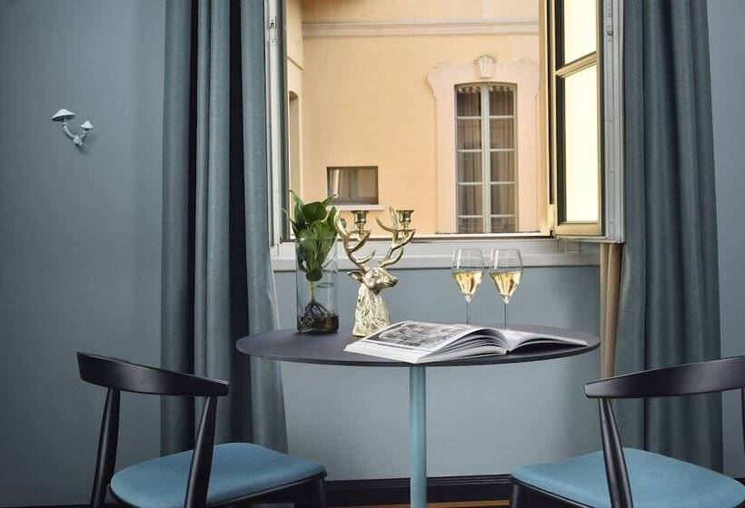 חדר אקזקיוטיב, Villa Appiani