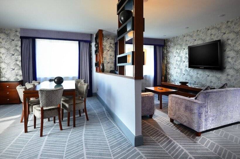 套房, Crowne Plaza Dublin Airport, An Ihg