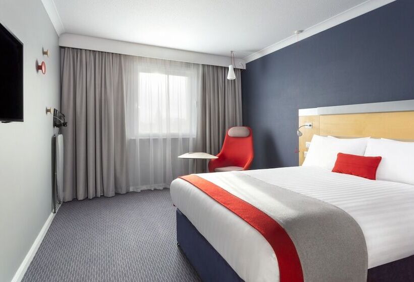 Номер Стандарт, Holiday Inn Express Earls Court, An Ihg