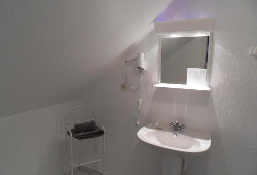 ファミリールーム, Hôtel La Tour Des Anglais