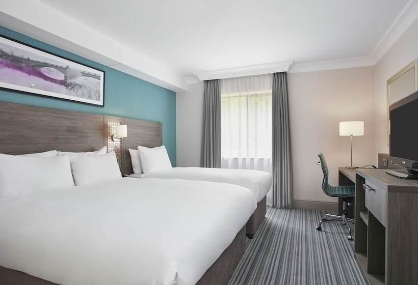 标准间, Leonardo East Midland Airport