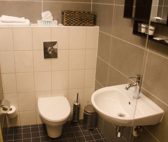 اتاق استاندارد یک نفره, Merchants House