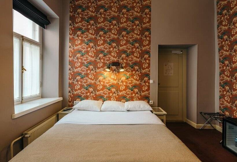 اتاق اکونومی, Merchants House