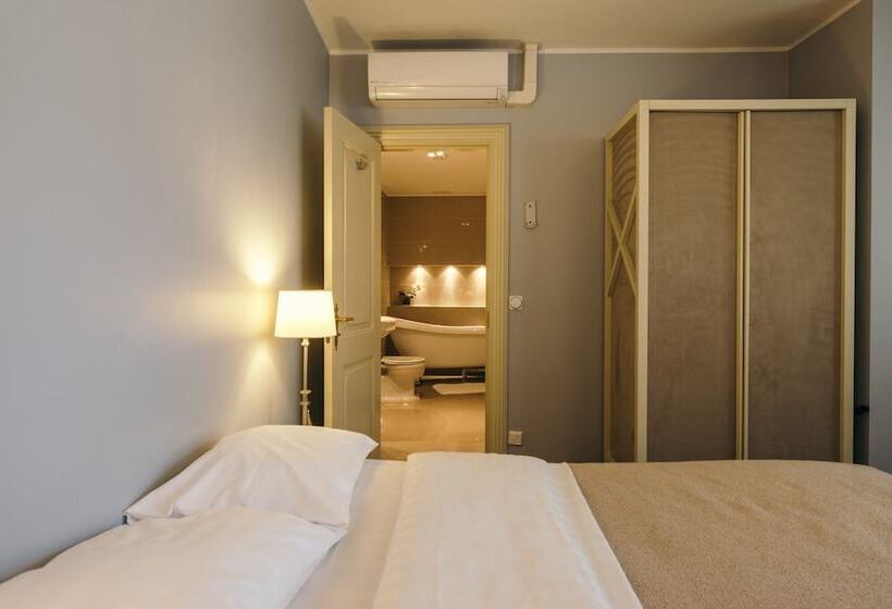 اتاق استاندارد, Merchants House