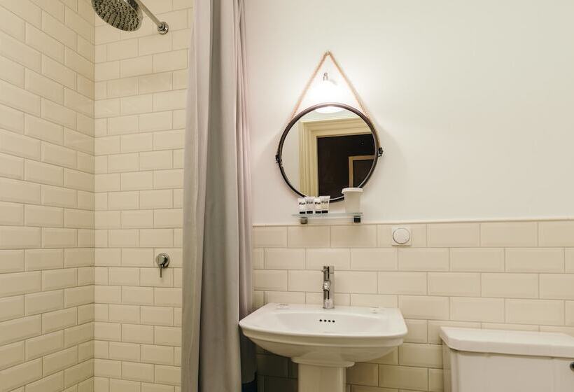 اتاق استاندارد, Merchants House