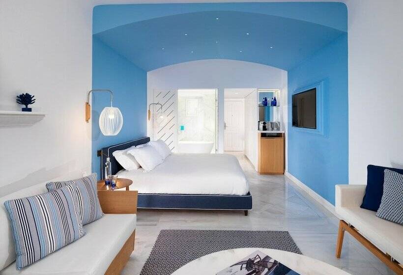 オーシャンビューのプレミアムルーム。, Mykonos Grand Hotel & Resort