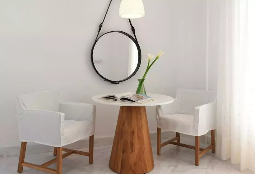 オーシャンビューのプレミアムルーム。, Mykonos Grand Hotel & Resort