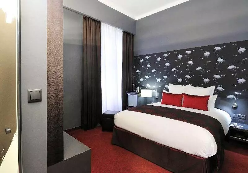 Classic Room Double Bed