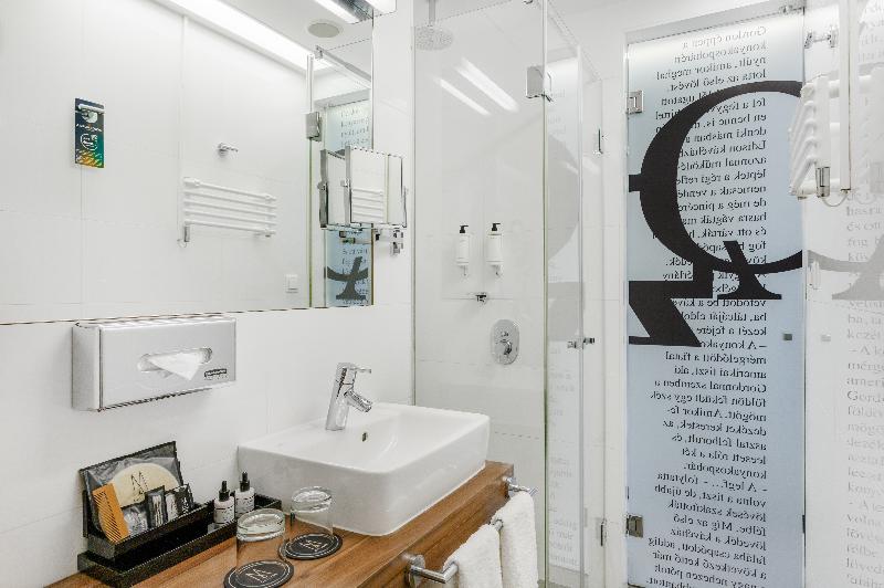 Номер Классика Двуспальная Кровать, Nemzeti Budapest  Mgallery