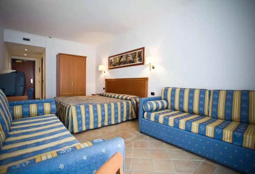 Juniorsviitti Allasnäkymä, Palace Hotel San Michele