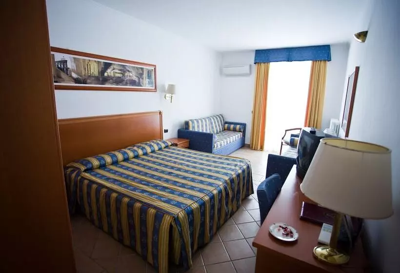 Juniorsviitti Allasnäkymä, Palace Hotel San Michele