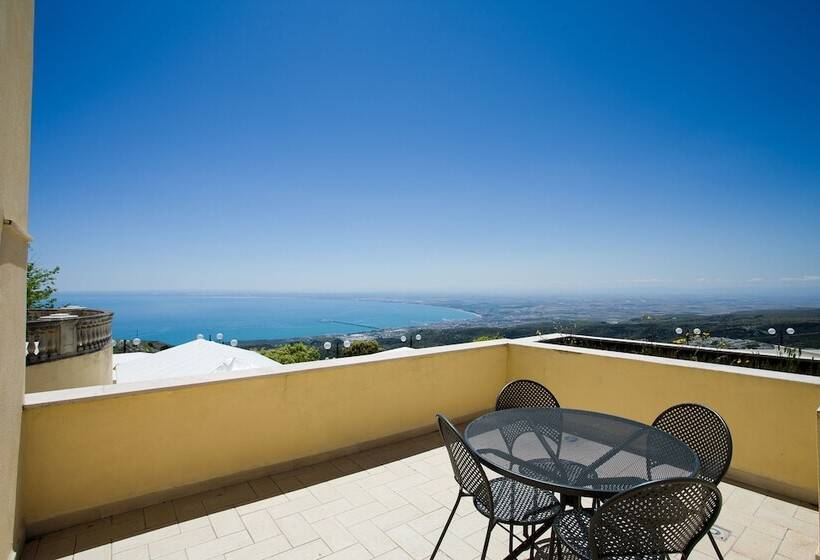 プールビュージュニアスイート, Palace Hotel San Michele