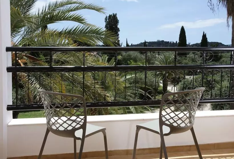 庭の見えるシングルルーム, Paradise Hotel Corfu