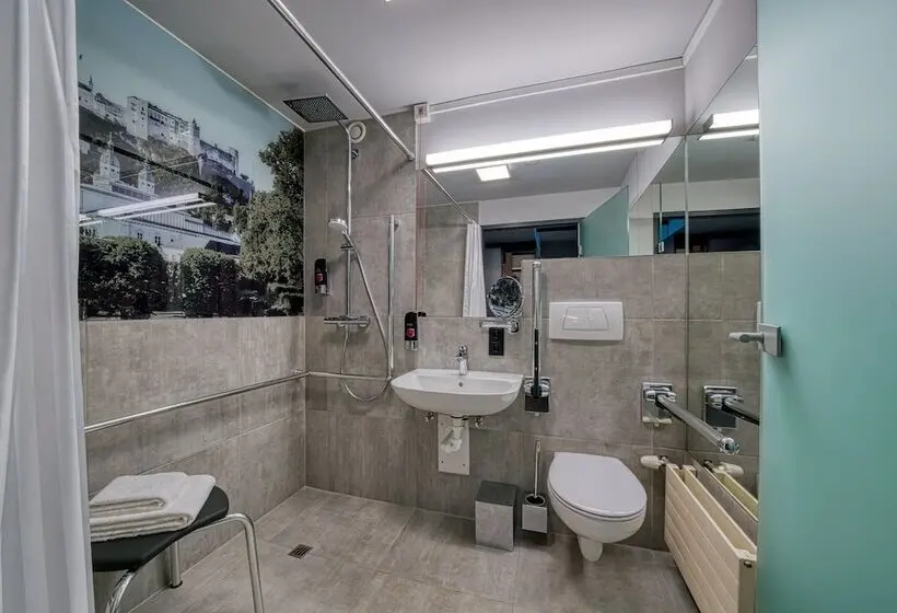 سوییت جونیور, PLAZA INN Salzburg Messe