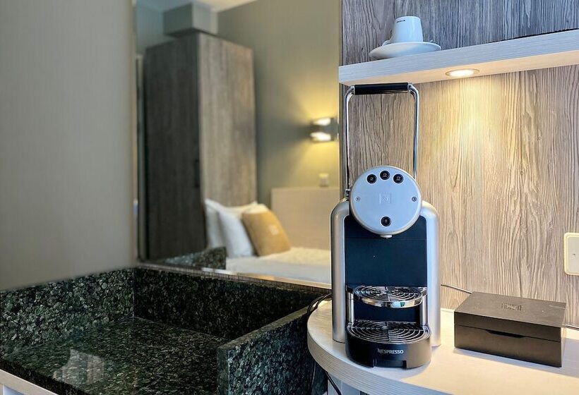 اتاق استاندارد یک نفره, Xo Hotels City Centre