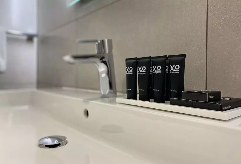 スタンダード４人部屋, Xo Hotels City Centre