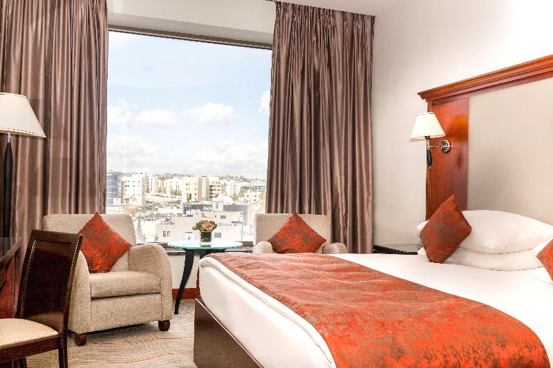 اتاق لوکس با تخت بزرگ, Signia By Hilton Amman