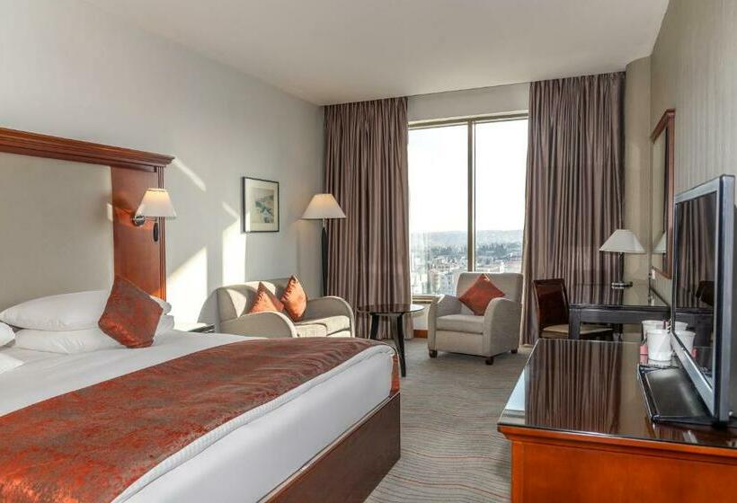 اتاق سوپریور با تخت بزرگ, Signia By Hilton Amman