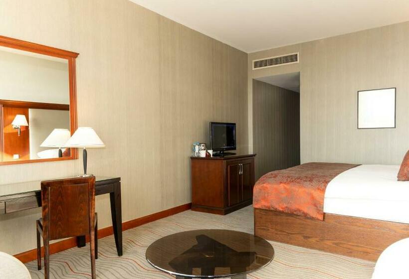 اتاق سوپریور با تخت بزرگ, Signia By Hilton Amman