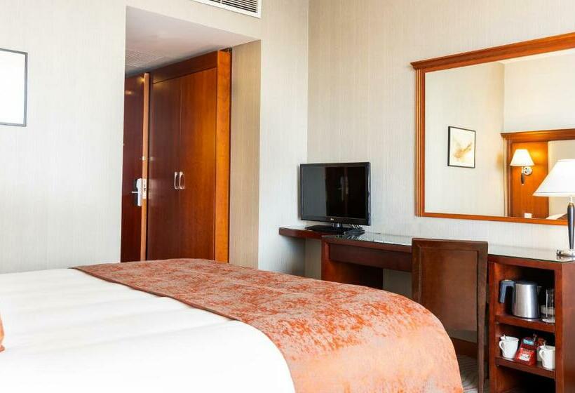 اتاق سوپریور با تخت بزرگ, Signia By Hilton Amman