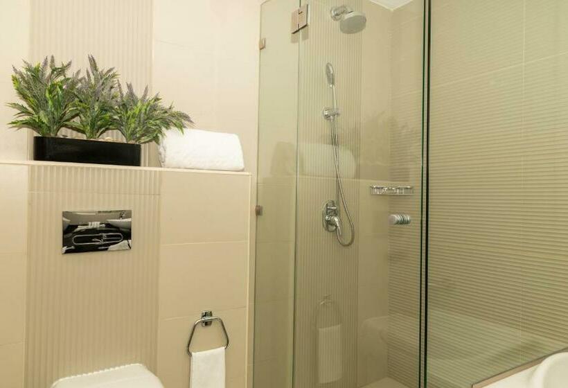 اتاق لوکس با تخت بزرگ, Signia By Hilton Amman