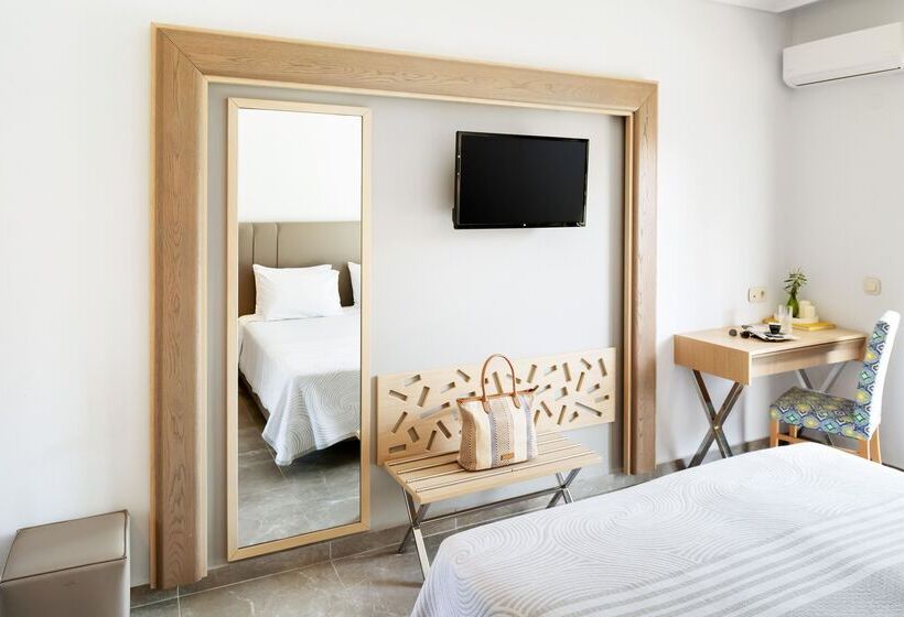 חדר סטנדרט נוף לבריכה, Philoxenia